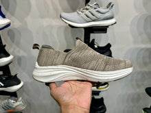 Load image into Gallery viewer, Skechers Vapor Foam Slip Ons
