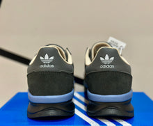 Load image into Gallery viewer, Adidas SL72

