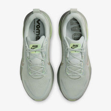 Load image into Gallery viewer, Nike Vomero 18

