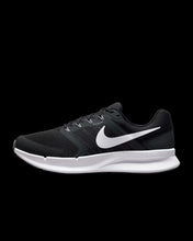 Load image into Gallery viewer, Nike Run Swift 3
