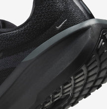 Load image into Gallery viewer, Nike Winflo 11
