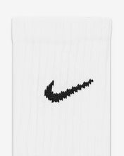 Load image into Gallery viewer, NIKE EVERYDAY CUSHIONED TRAINING CREW SOCKS (3 PAIRS)
