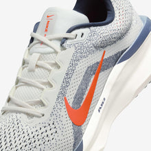 Load image into Gallery viewer, Nike Winflo 11
