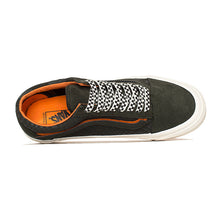 Load image into Gallery viewer, Vans Of The Wall OG Old Skool LX X Porter-Yoshida Vault Green Floral Checkerboard
