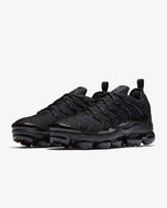 NIKE AIR VAPORMAX PLUS (924453-004)