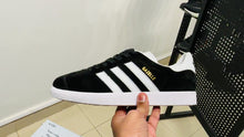 Load and play video in Gallery viewer, Adidas GAZELLE SHOES
