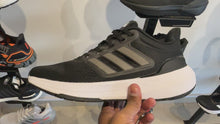 Load and play video in Gallery viewer, Adidas Ultrabounce Shoes
