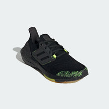 Load image into Gallery viewer, Adidas Ultraboost 22
