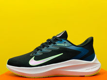 Load image into Gallery viewer, Nike Air Zoom Winflo 7
