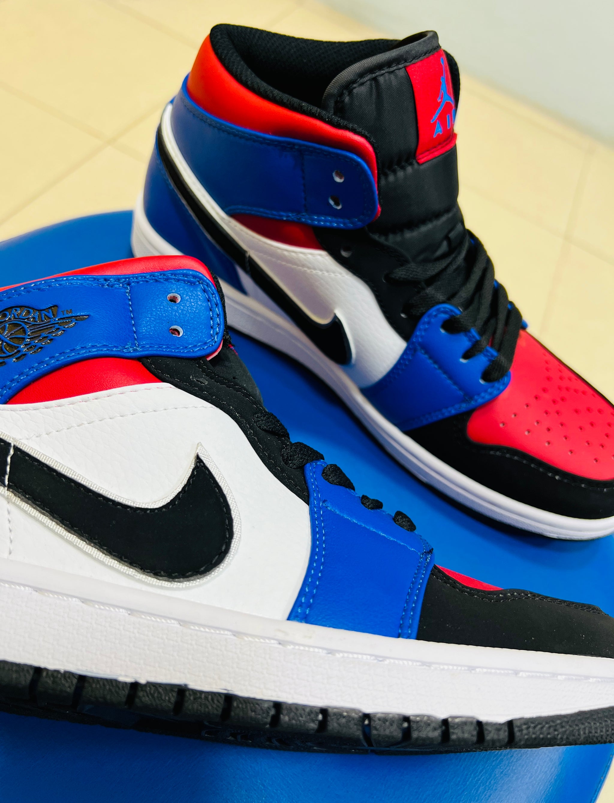 Nike Air Jordan Mid TOP 3GS - Main Image