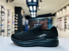 Load image into Gallery viewer, Skechers Go Run Strech Fit

